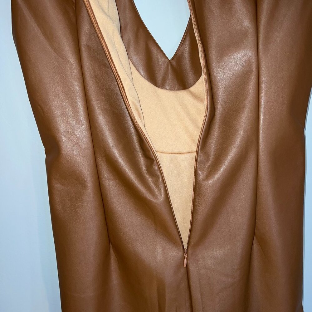 Micas Ruched Faux Leather V-Neck Bodycon Mini Dress Brown Size M - Picture 7 of 15